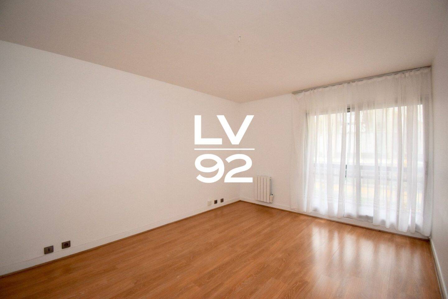 Maison à louer, 36m², COURBEVOIE