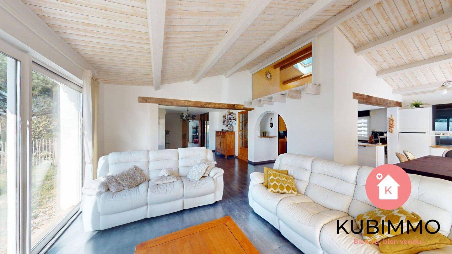 Maison à vendre, 189m², POIROUX