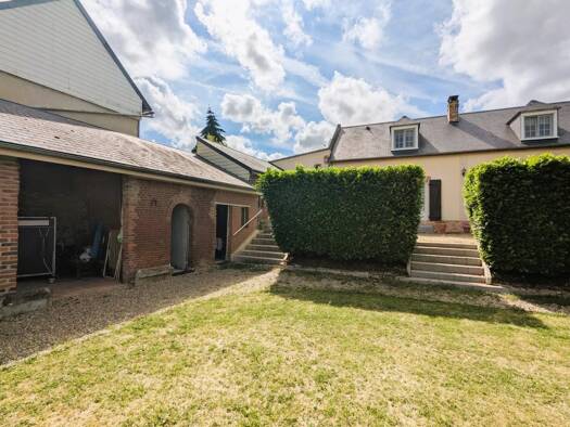 Maison à vendre 340 000 € 5 pièces 3 chambres 133 m² 2 058 m² de terrain Rouvroy-les-Merles 60120