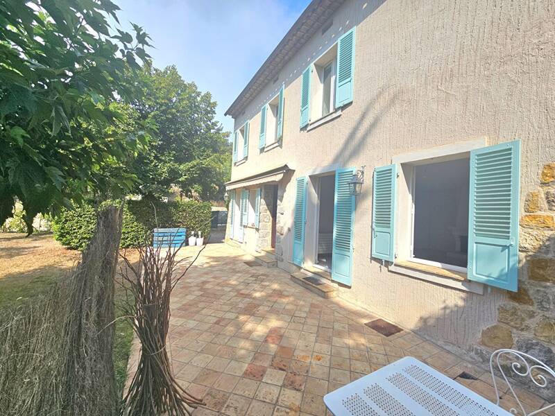 Maison à louer, 131m², VALBONNE