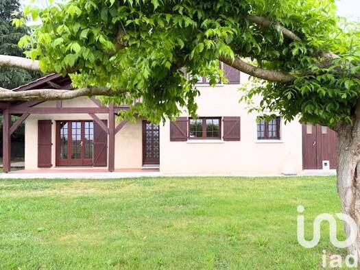 Maison à vendre 225 000 € 5 pièces 4 chambres 109 m² 1 972 m² de terrain Saint-Pierre-d'Aurillac 33490