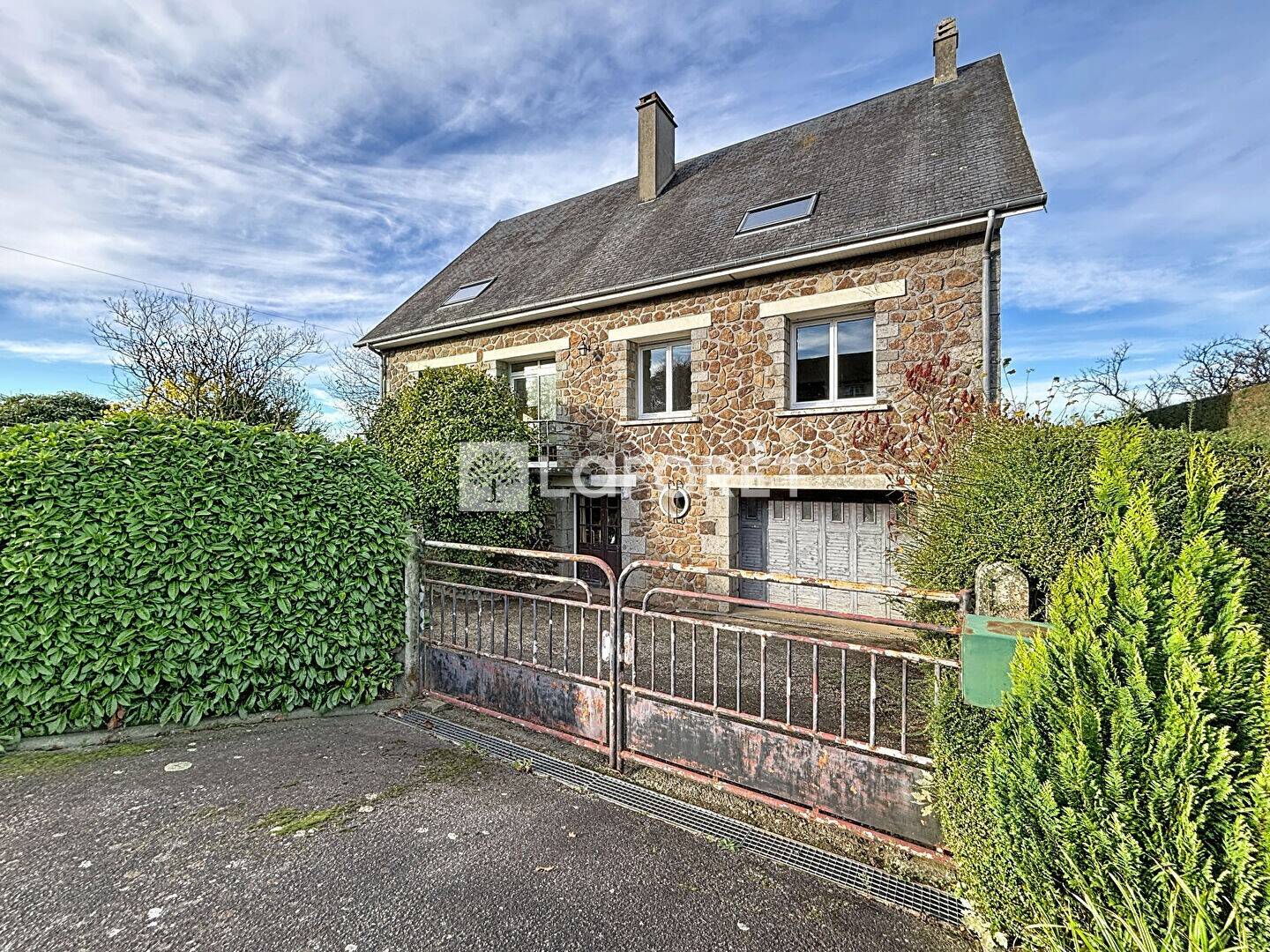 Maison à vendre, 180m², SAINT GEORGES DES GROSEILLERS