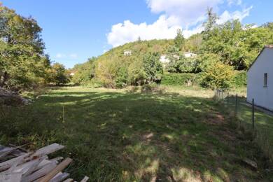 Terrain à vendre 56 000 € 1 681 m² de terrain Castellane 04120