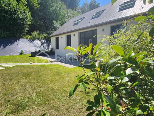 Maison à vendre 448 000 € 7 pièces 5 chambres 236 m² 1 708 m² de terrain Blérancourt 02300