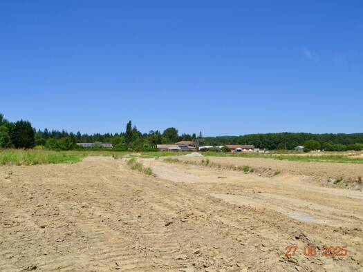 Terrain à vendre 58 000 € 822 m² de terrain Les Issards 09100