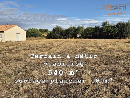 Terrain constructible viabilisé à vendre 54 000 € 540 m² de terrain Thorigny 85480