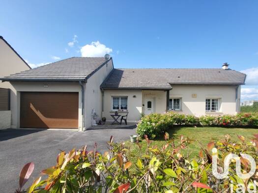 Maison de plain-pied à vendre 255 000 € 6 pièces 5 chambres 151 m² 600 m² de terrain Granges Moulues Est Charleville-Mézières 08000