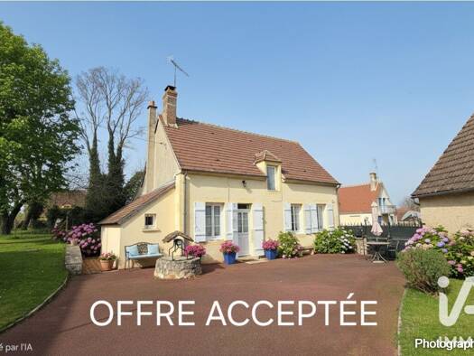 Maison à vendre 127 000 € 5 pièces 3 chambres 129 m² 1 273 m² de terrain Bouzais 18200