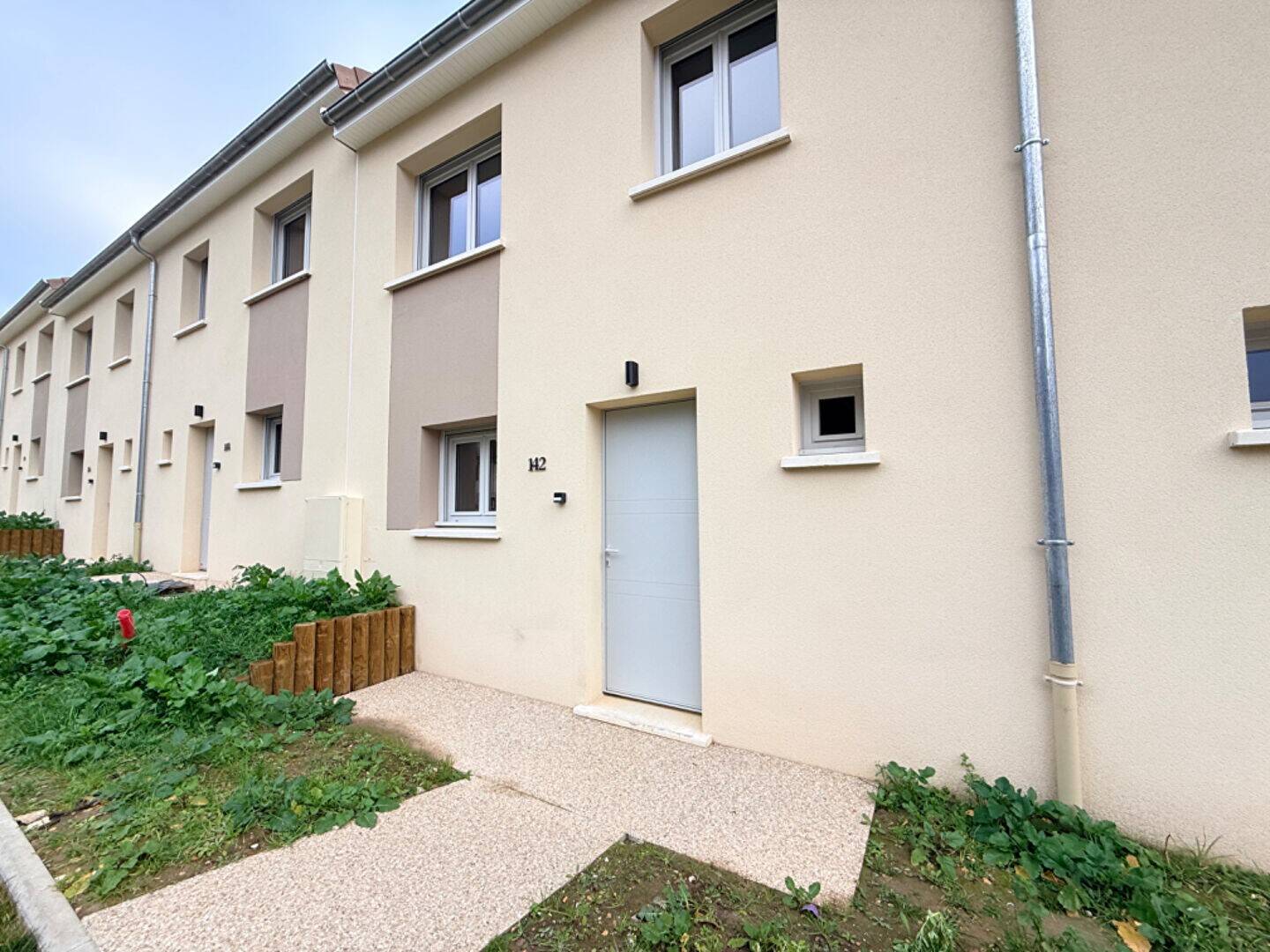 Maison à vendre, 73m², OINVILLE SUR MONTCIENT