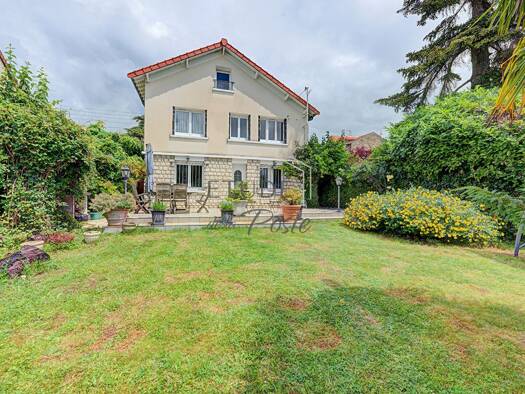 Maison à vendre 415 000 € 4 pièces 3 chambres 100 m² 371 m² de terrain Centre Brunoy 91800