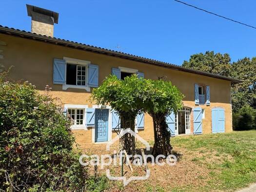 Maison à vendre 690 000 € 10 pièces 5 chambres 400 m² 68 476 m² de terrain Saint-Laurent-de-Gosse 40390