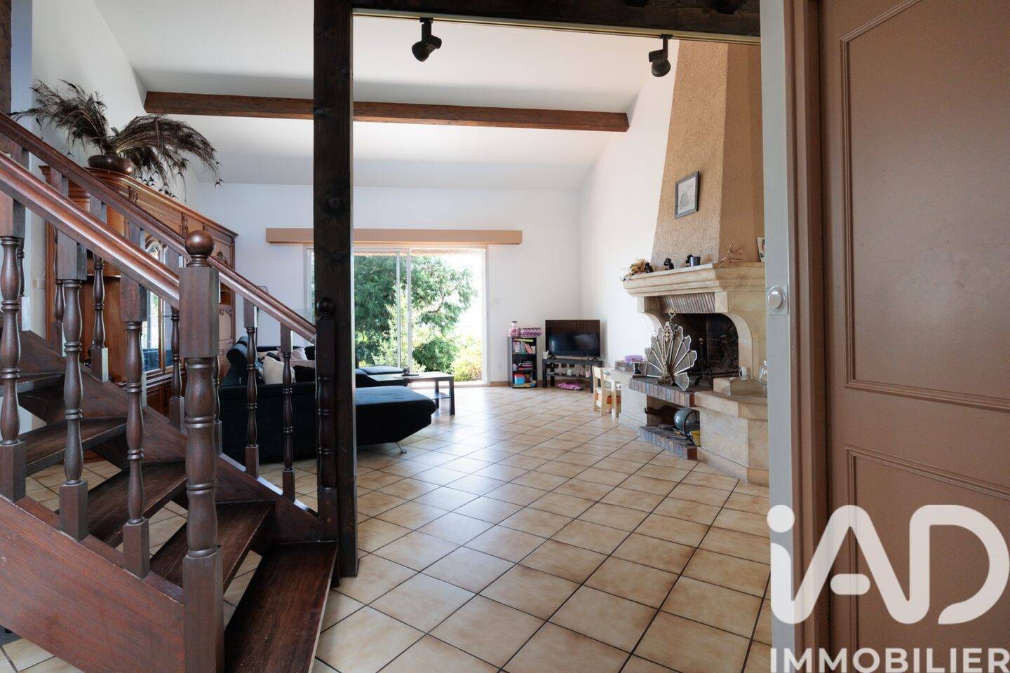 Maison à vendre, 171m², SAINT GENIS LES OLLIERES