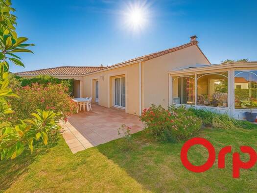 Villa à vendre 577 200 € 6 pièces 3 chambres 200 m² 1 177 m² de terrain Jard-sur-Mer 85520