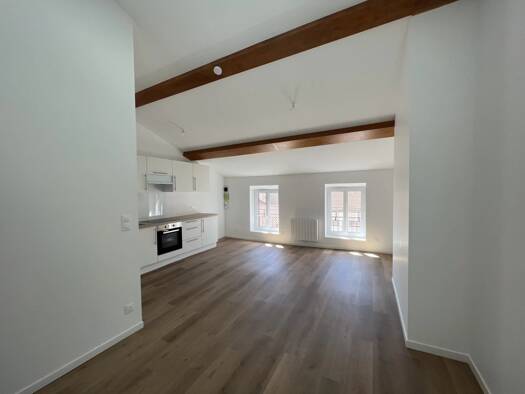 Appartement à louer 430 € 2 pièces 1 chambre 42,6 m² Étage 5/5 Nord Ouest Tarare 69170