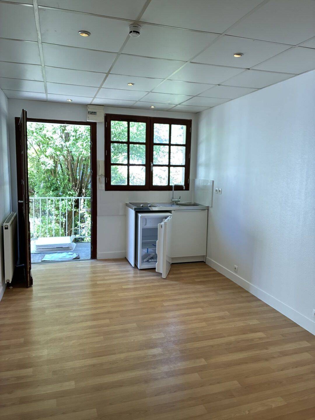 Maison à louer, 21m², VERSAILLES