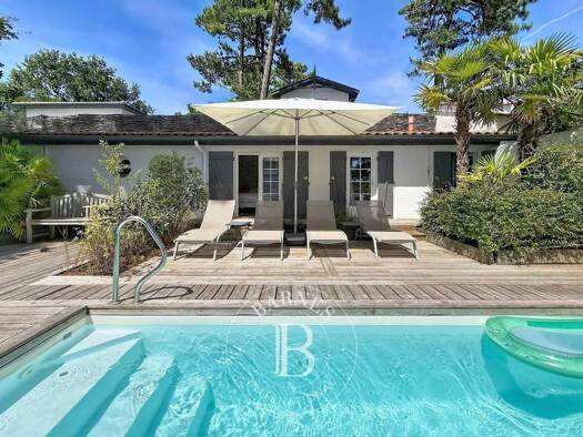 Villa à vendre 1 350 000 € 6 pièces 5 chambres 140 m² 572 m² de terrain Pyla-sur-Mer La Teste-de-Buch 33115