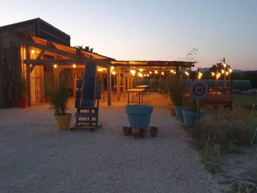 Terrain à vendre 450 000 € 19 748 m² de terrain Saint-Martin-de-Castillon 84750