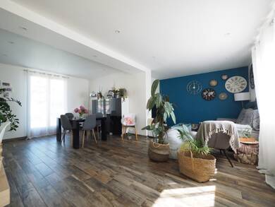 Maison à vendre 304 000 € 3 pièces 2 chambres 62 m² 275 m² de terrain La Verriere La Verrière 78320