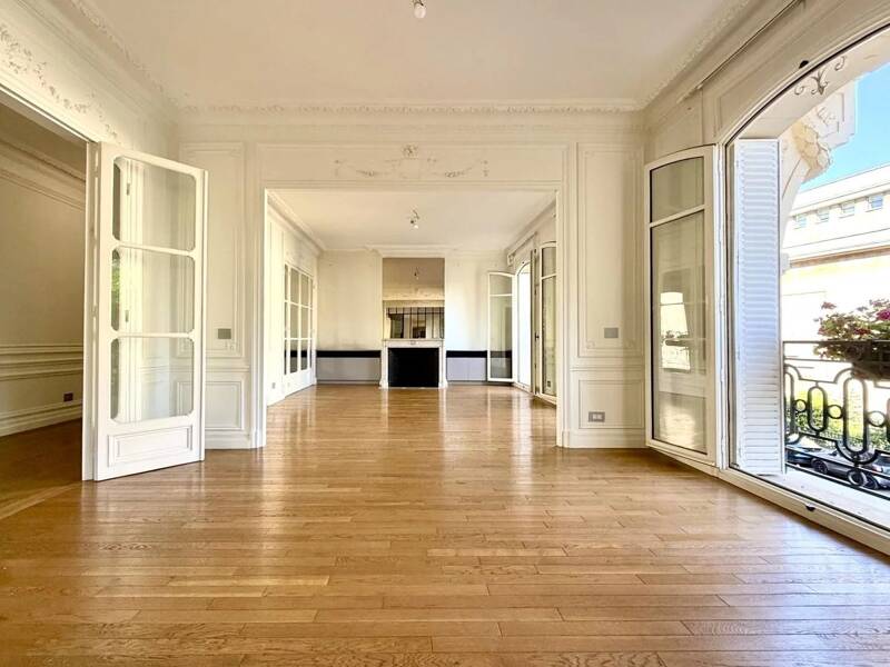Maison à louer, 209m², PARIS 16E