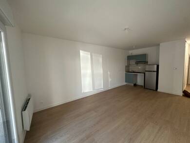 Appartement à louer 658 € 2 pièces 1 chambre 46 m² RDC Saint Nazaire 44600