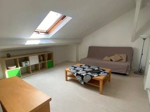 Appartement à louer - logement étudiant 550 € 2 pièces 1 chambre 30 m² 5ème étage Lyon 7ème 69007