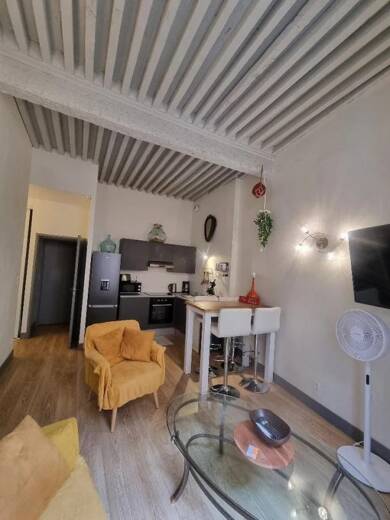 Appartement à louer 740 € 3 pièces 2 chambres 51 m² Centre Ville Pézenas 34120