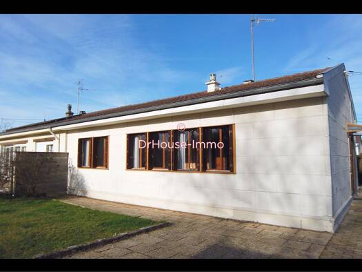Maison de plain-pied à vendre 159 500 € 4 pièces 2 chambres 64 m² 440 m² de terrain Saint-Jean-de-Braye 45800