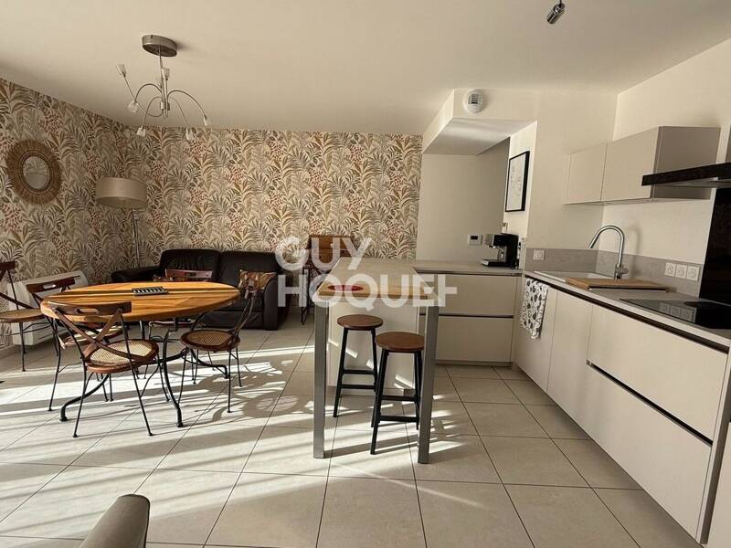 Maison à louer, 76m², MEZE