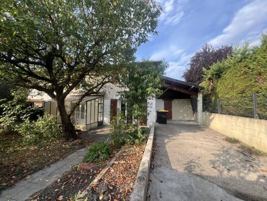 Maison à vendre 269 000 € 4 pièces 3 chambres 100 m² 120 m² de terrain Saint-Maurice-de-Gourdans 01800