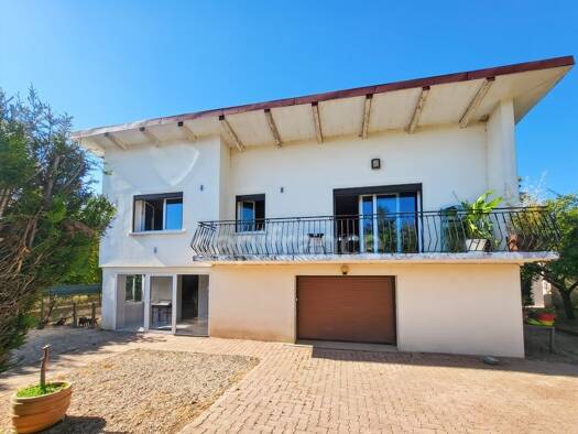 Maison à vendre 169 000 € 4 pièces 2 chambres 85 m² 556 m² de terrain Étevaux 21270