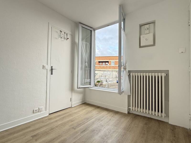 Maison à louer, 10m², SURESNES