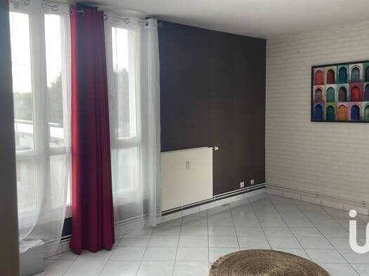 Appartement à vendre 101 000 € 2 pièces 1 chambre 53 m² Étage 4/5 Jardins Compiègne 60200