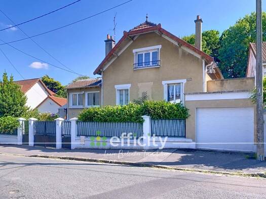Pavillon à vendre 365 000 € 6 pièces 4 chambres 145 m² 612 m² de terrain La Gare Villecresnes 94440