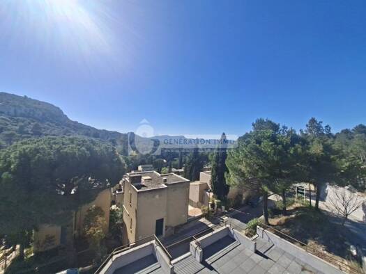 Studio à vendre - Première occupation 163 000 € 1 pièce 33,2 m² Étage 4/5 Les Baux-de-Provence 13520
