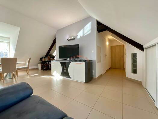 Appartement à vendre 137 000 € 3 pièces 2 chambres 48,6 m² Étage 3/3 Liancourt 60140