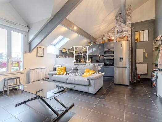 Appartement à louer 1 150 € 2 pièces 1 chambre 42,3 m² Étage 2/2 Coeuilly-Village Parisien-Jules Vallès Champigny-sur-Marne 94500