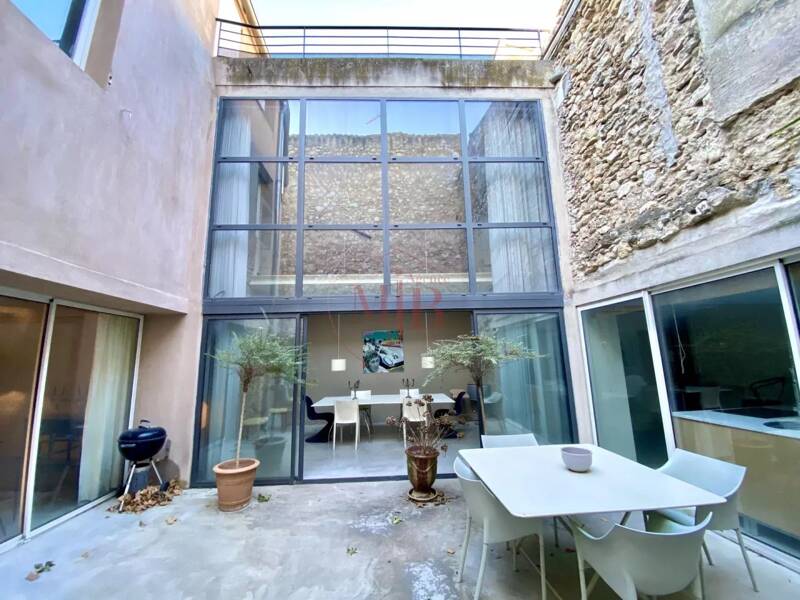 Maison à vendre, 350m², SAINT CANNAT