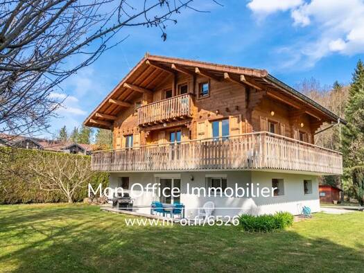 Chalet à vendre 738 000 € 5 pièces 4 chambres 130 m² 1 451 m² de terrain Fillière 74570