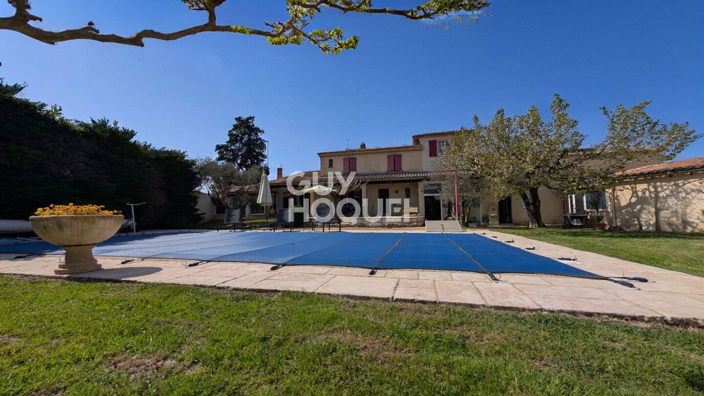 Maison à vendre, 230m², TARASCON