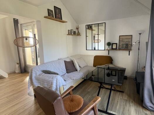 Appartement à vendre 225 000 € 2 pièces 1 chambre 36 m² RDC Chevry Centre Gif-sur-Yvette 91190