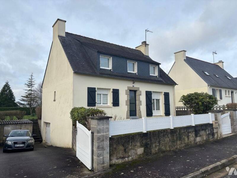 Maison à vendre, 117m², SAINT GOAZEC