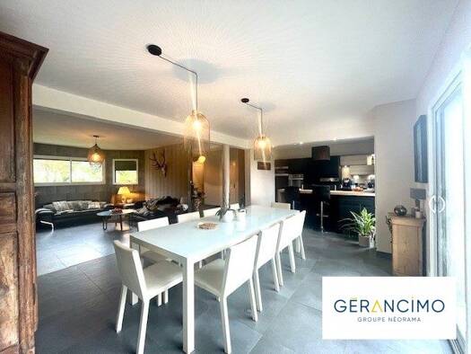 Maison à vendre 410 000 € 7 pièces 4 chambres 241,2 m² 1 150 m² de terrain Ailly-le-Haut-Clocher 80690