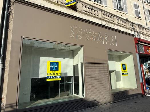 Local commercial à louer 2 545 € 75 m² de surface de vente Centre Ville Blois 41000