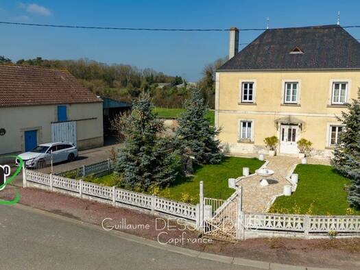 Maison à vendre 217 000 € 5 pièces 3 chambres 137 m² 5 095 m² de terrain Sées 61500