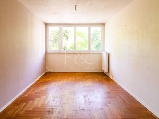 Appartement à vendre 207 000 € 3 pièces 2 chambres 63 m² RDC/5 Chantegrillet Sainte-Foy-lès-Lyon 69110