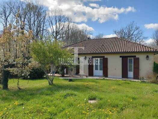 Maison de plain-pied à vendre 197 000 € 4 pièces 3 chambres 87 m² 1 537 m² de terrain Chancelade 24650