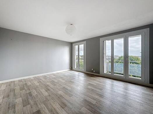 Appartement à vendre 182 000 € 3 pièces 2 chambres 76,29 m² Étage 4/6 Lambézellec Brest 29200