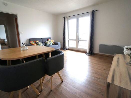 Appartement à vendre 120 000 € 2 pièces 1 chambre 47 m² Étage 3/3 Gare-Leclerc Le Mans 72000