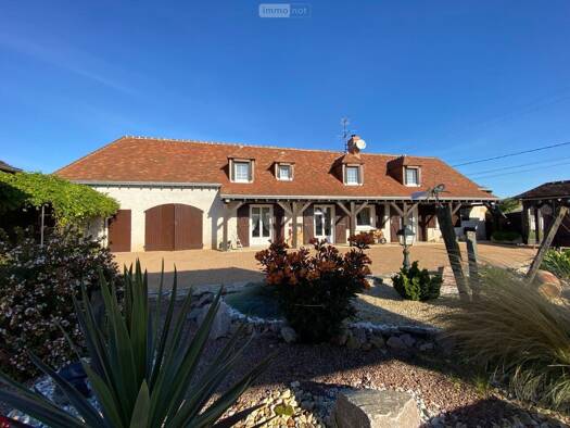 Maison à vendre 271 500 € 4 pièces 2 chambres 110 m² 1 533 m² de terrain Buzançais 36500