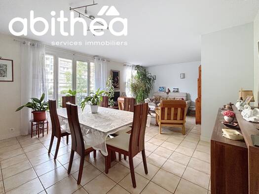 Appartement à vendre 264 000 € 5 pièces 3 chambres 78,8 m² Étage 1/7 Centre I Choisy-le-Roi 94600